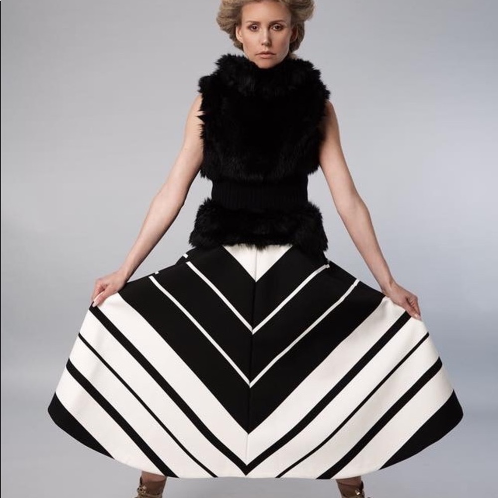 Elegant Striped skirt By Johnny